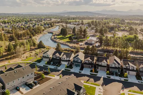 View/Area - 3759 NE Tellus Dr, Bend, OR 97701 photo 7 of 11