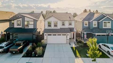 View/Area - 3759 NE Tellus Dr, Bend, OR 97701 photo 1 of 11