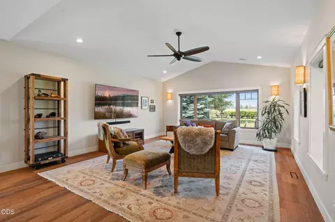 Living - 65880 93rd St, Bend, OR 97703 photo 2 of 3