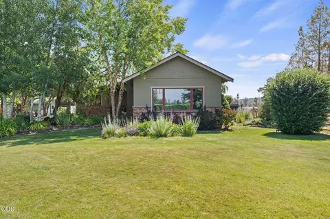 Exterior - 65880 93rd St, Bend, OR 97703 photo 3 of 15