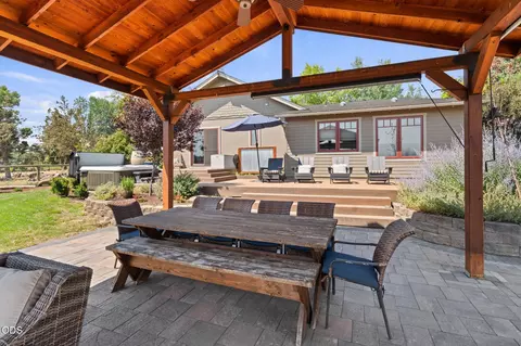 Exterior - 65880 93rd St, Bend, OR 97703 photo 12 of 15