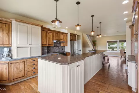 Kitchen - 63531 Gentry Loop, Bend, OR 97701 photo 5 of 5