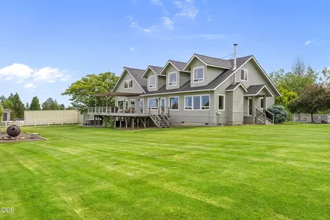 Exterior - 63531 Gentry Loop, Bend, OR 97701 photo 8 of 18