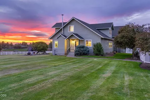 Exterior - 63531 Gentry Loop, Bend, OR 97701 photo 1 of 18