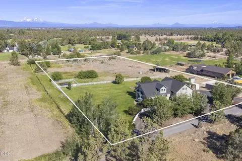 View/Area - 63531 Gentry Loop, Bend, OR 97701 photo 4 of 4