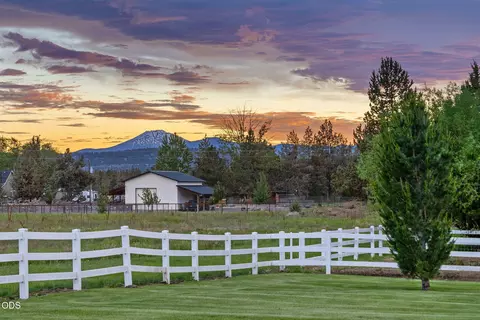 Exterior - 63531 Gentry Loop, Bend, OR 97701 photo 5 of 18