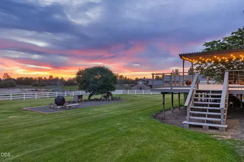 Exterior - 63531 Gentry Loop, Bend, OR 97701 photo 4 of 18