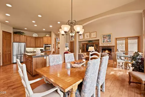 Dining - 62028 Fall Creek Loop, Bend, OR 97702 photo 2 of 2