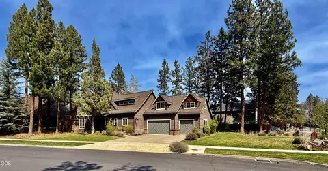 61212 Gorge View St, Bend, OR 97702 photo 3