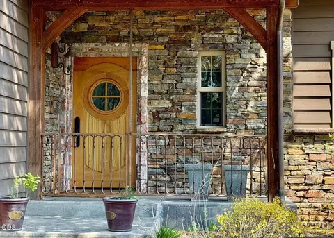 61212 Gorge View St, Bend, OR 97702 photo 9