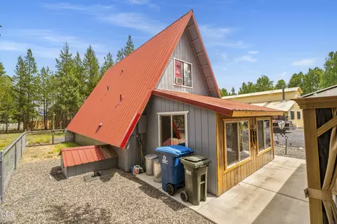 Exterior - 53619 Day Rd, La Pine, OR 97739 photo 3 of 8