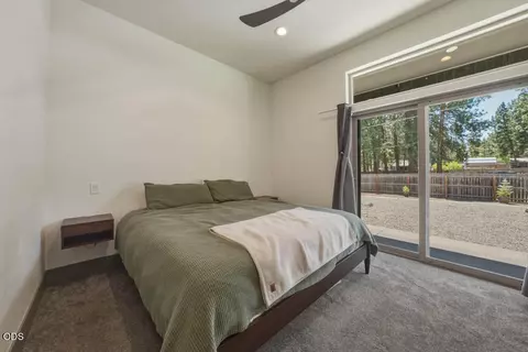 Bedroom - 59981 Cheyenne Rd, Bend, OR 97702 photo 2 of 5