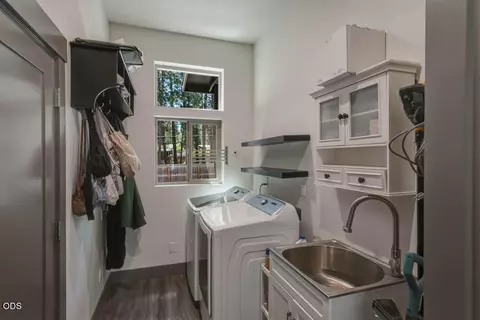 Other - 59981 Cheyenne Rd, Bend, OR 97702 photo 4 of 13