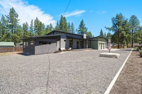 Exterior - 59981 Cheyenne Rd, Bend, OR 97702 photo 6 of 13