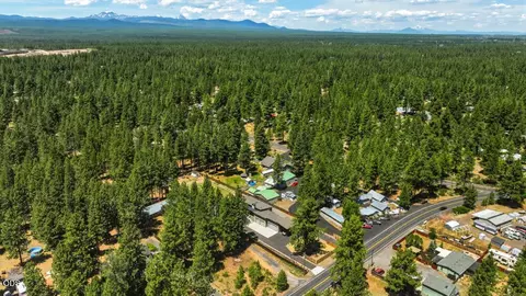 View/Area - 59981 Cheyenne Rd, Bend, OR 97702 photo 9 of 9