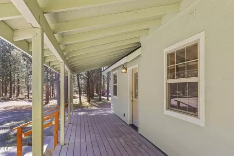Exterior - 51922 Read Loop, La Pine, OR 97739 photo 9 of 15