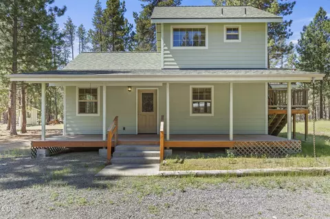 Exterior - 51922 Read Loop, La Pine, OR 97739 photo 7 of 15