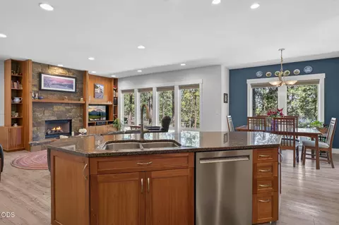 Kitchen - 19528 E Campbell Rd, Bend, OR 97702 photo 3 of 3