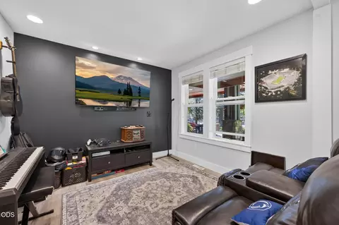 Other - 19528 E Campbell Rd, Bend, OR 97702 photo 3 of 8