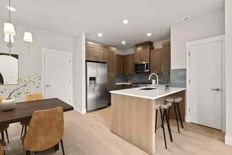 Kitchen - 3867 Eagle Rd, Bend, OR 97701 photo 1 of 1