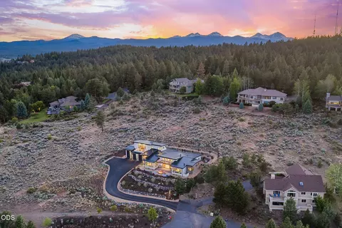 View/Area - 2375 NW Wyeth Pl, Bend, OR 97703 photo 1 of 5
