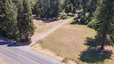 11230 Lower River Rd, Grants Pass, OR 97526 photo 3