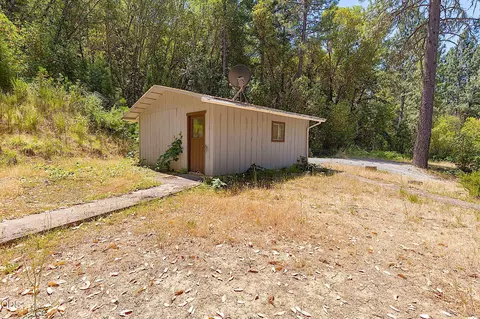 11230 Lower River Rd, Grants Pass, OR 97526 photo 11