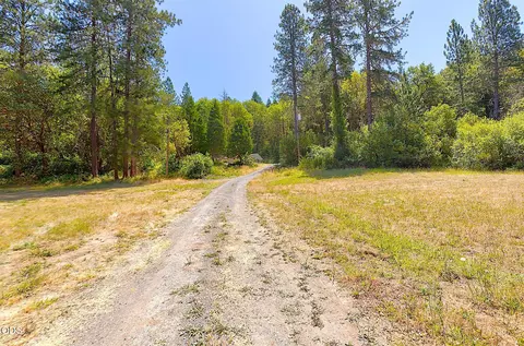 11230 Lower River Rd, Grants Pass, OR 97526 photo 29