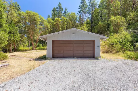 11230 Lower River Rd, Grants Pass, OR 97526 photo 13