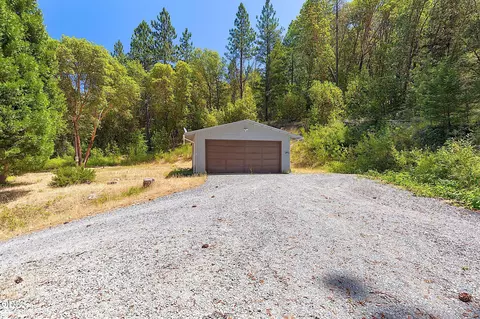11230 Lower River Rd, Grants Pass, OR 97526 photo 16