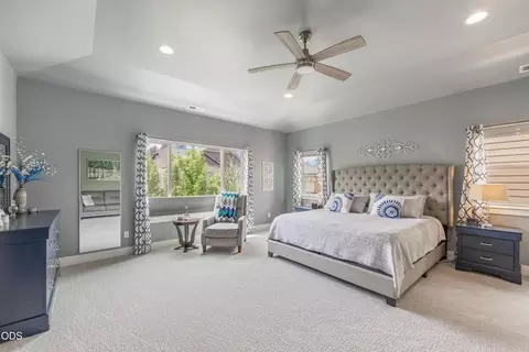 Bedroom - 63315 Wrangler Pl, Bend, OR 97703 photo 1 of 7