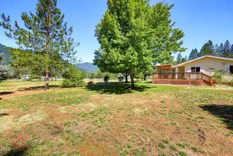Exterior - 2072 Evans Creek Rd, Rogue River, OR 97537 photo 11 of 11