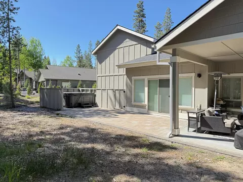 Exterior - 16785 Stage Stop Dr, Bend, OR 97707 photo 8 of 14