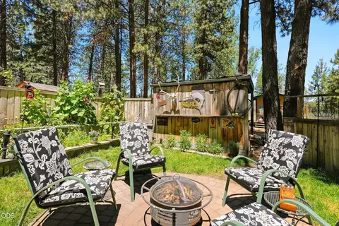 Exterior - 19184 Baker Rd, Bend, OR 97702 photo 15 of 21