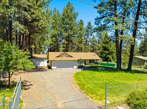 Exterior - 19184 Baker Rd, Bend, OR 97702 photo 20 of 21