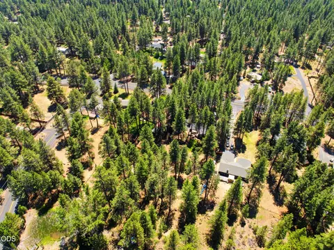 View/Area - 19184 Baker Rd, Bend, OR 97702 photo 4 of 7