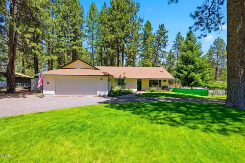 19184 Baker Rd, Bend, OR 97702