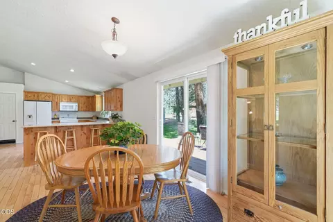 Dining - 19184 Baker Rd, Bend, OR 97702 photo 2 of 2