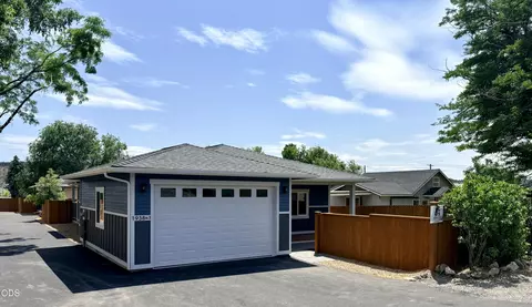 1938 NE Laughlin Rd, Prineville, OR 97754