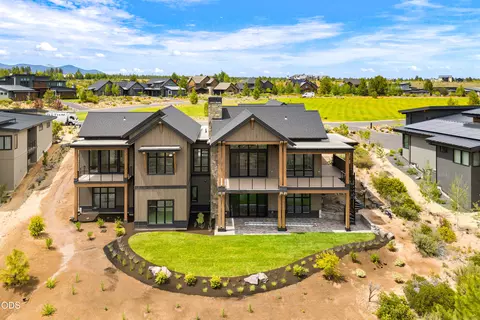 19125 Cartwright Ct, Bend, OR 97702