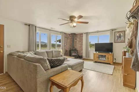 Living - 48850 Sycan Rd, Beatty, OR 97621 photo 1 of 5