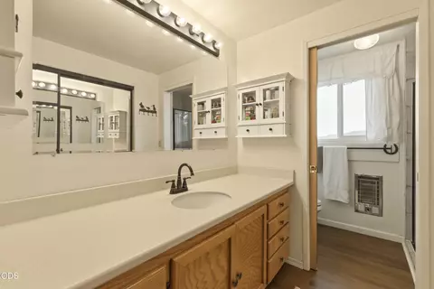 Bath - 48850 Sycan Rd, Beatty, OR 97621 photo 2 of 4