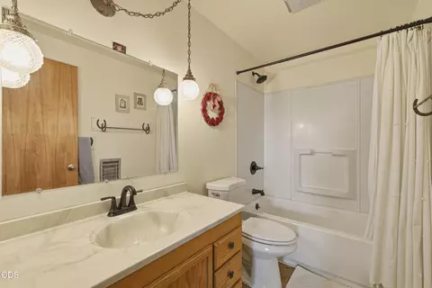 Bath - 48850 Sycan Rd, Beatty, OR 97621 photo 1 of 4