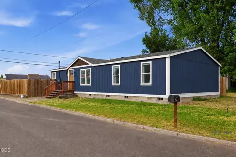 194 SE Garner St, Prineville, OR 97754