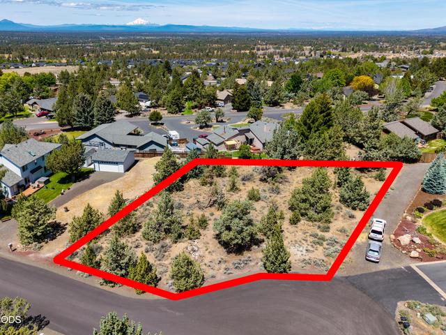 4047 SW Wickiup Ct, Redmond, OR 97756