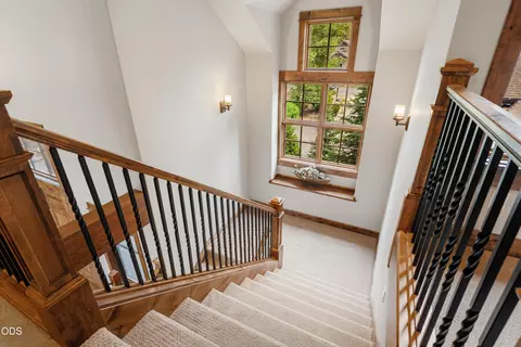 Entry Way - 56820 Dancing Rock Loop #49, Bend, OR 97707 photo 6 of 9