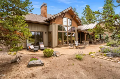 Exterior - 56820 Dancing Rock Loop #49, Bend, OR 97707 photo 9 of 11