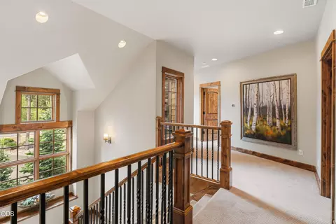 Entry Way - 56820 Dancing Rock Loop #49, Bend, OR 97707 photo 7 of 9