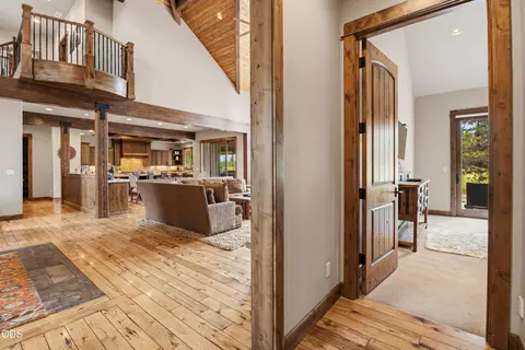 Entry Way - 56820 Dancing Rock Loop #49, Bend, OR 97707 photo 5 of 9