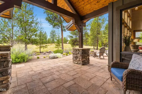 Exterior - 56820 Dancing Rock Loop #49, Bend, OR 97707 photo 2 of 11